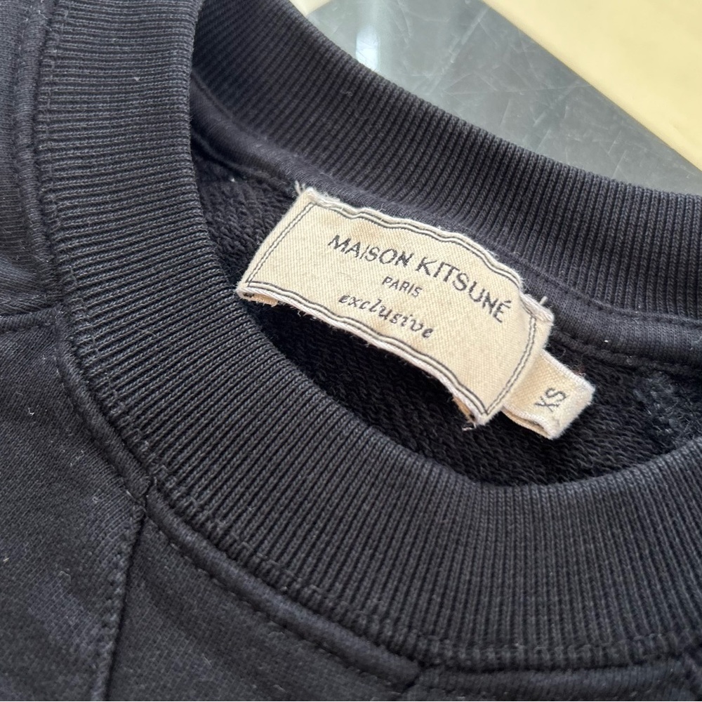🦊RARE Maison Kitsuné SSENSE Exclusive - Monochrome Fox - XS / 32 - Picture 3 of 4